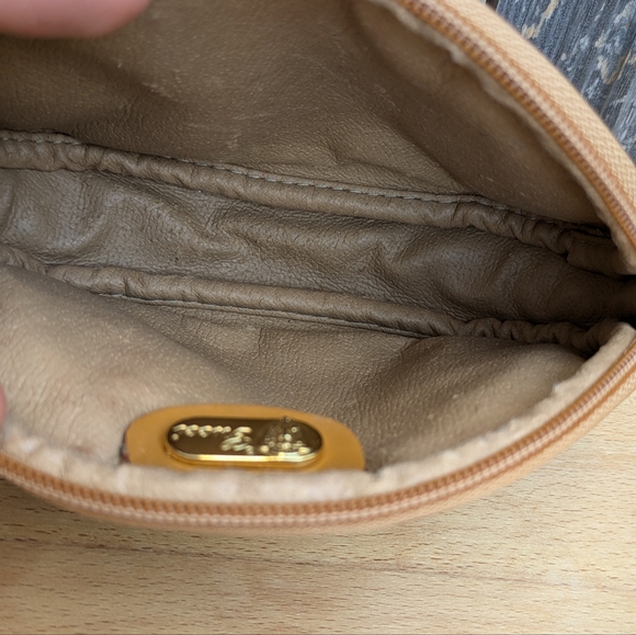 Gucci Vintage GG Supreme Pouch, Luxury Designer Small Pouch Bag Vanity Case - Picture 9 of 11